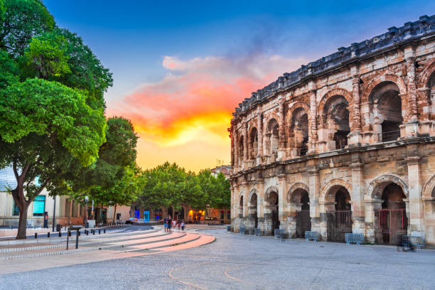 Nîmes